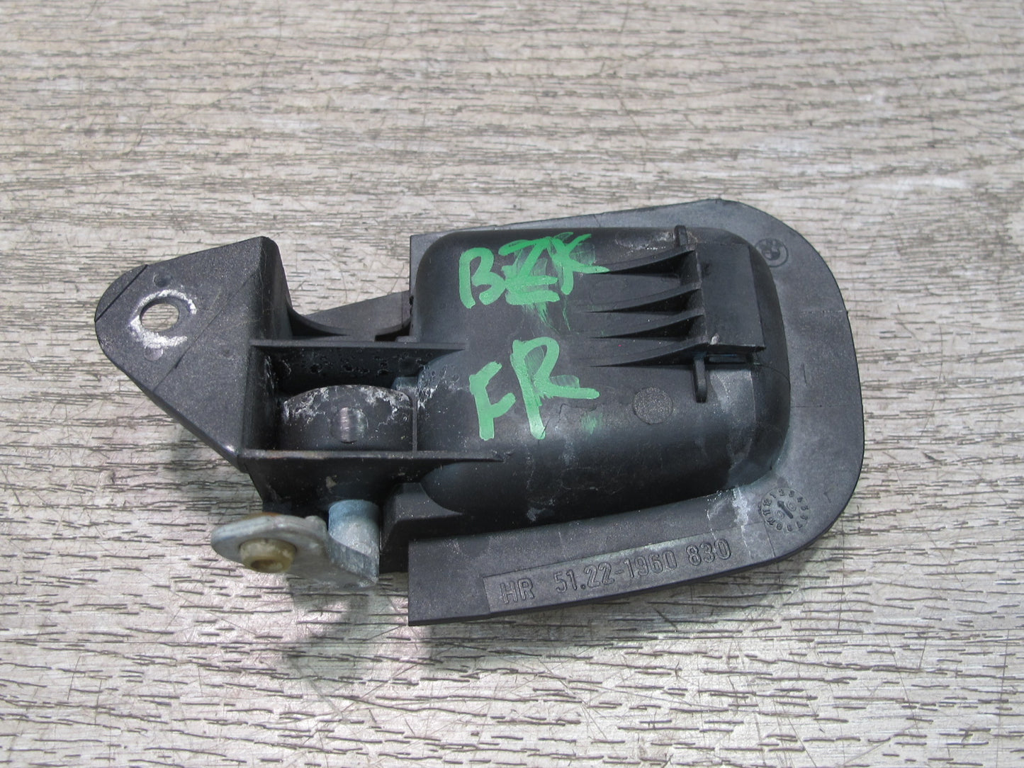 96-02 BMW E36/7 Z3 Right Passenger Door Interior Handle 1960830 OEM
