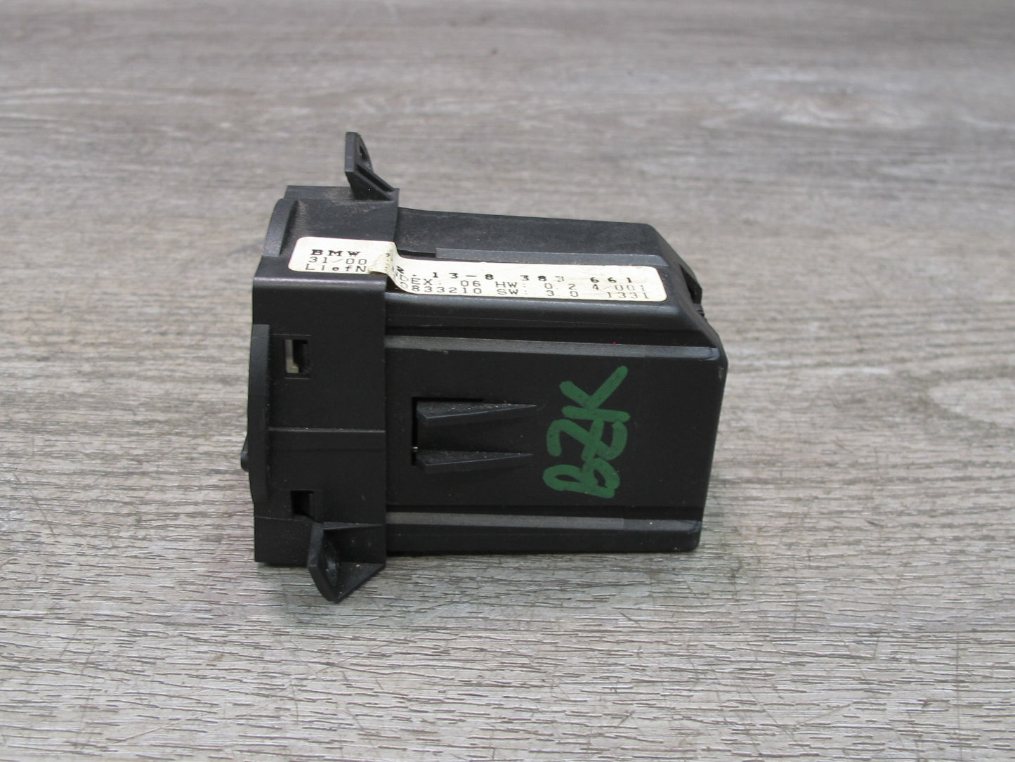 00-02 BMW E36/7 Z3 Onboard Computer Digital Clock Unit 8383661 OEM