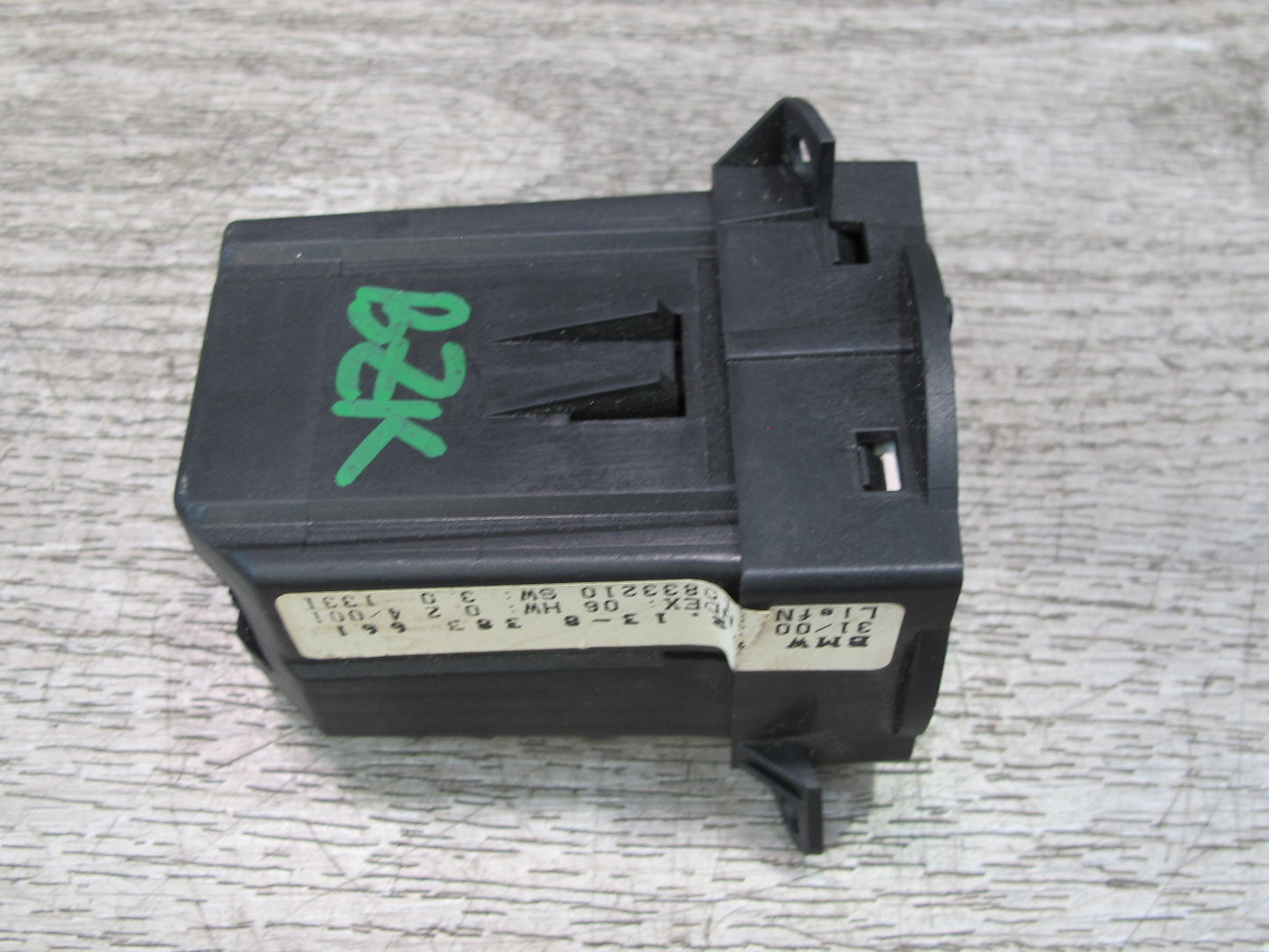 00-02 BMW E36/7 Z3 Onboard Computer Digital Clock Unit 8383661 OEM