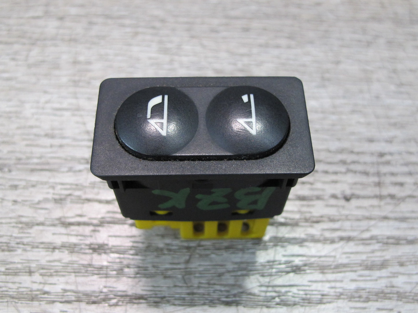 98-02 BMW E36/7 Z3 Roadster Folding Roof TOP Control Switch Button 2496302 OEM