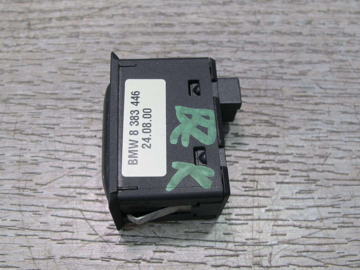 00-02 BMW E36/7 Z3 DSC Dynamic Stability Control Button Switch 8383446 OEM