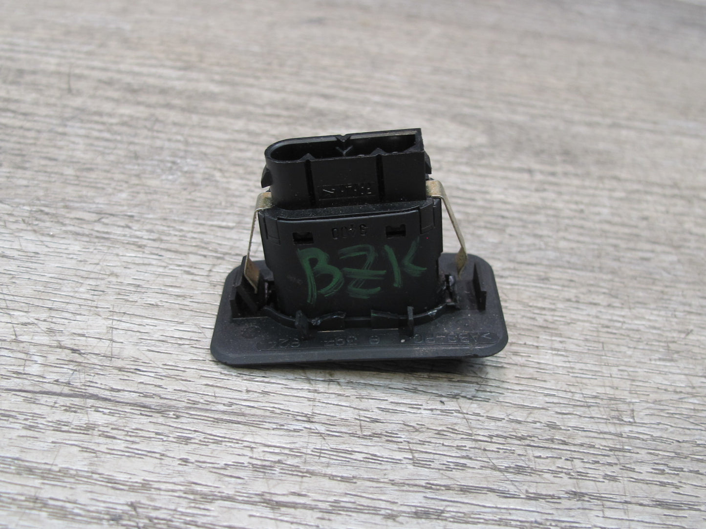 96-02 BMW E36 E36/7 Z3 Fog Light Lamp Switch Button 1387055 OEM