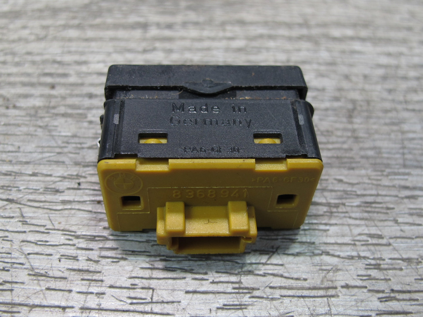 96-02 BMW E36/7 Z3 Left or Right Door Power Window Switch 8368941 OEM