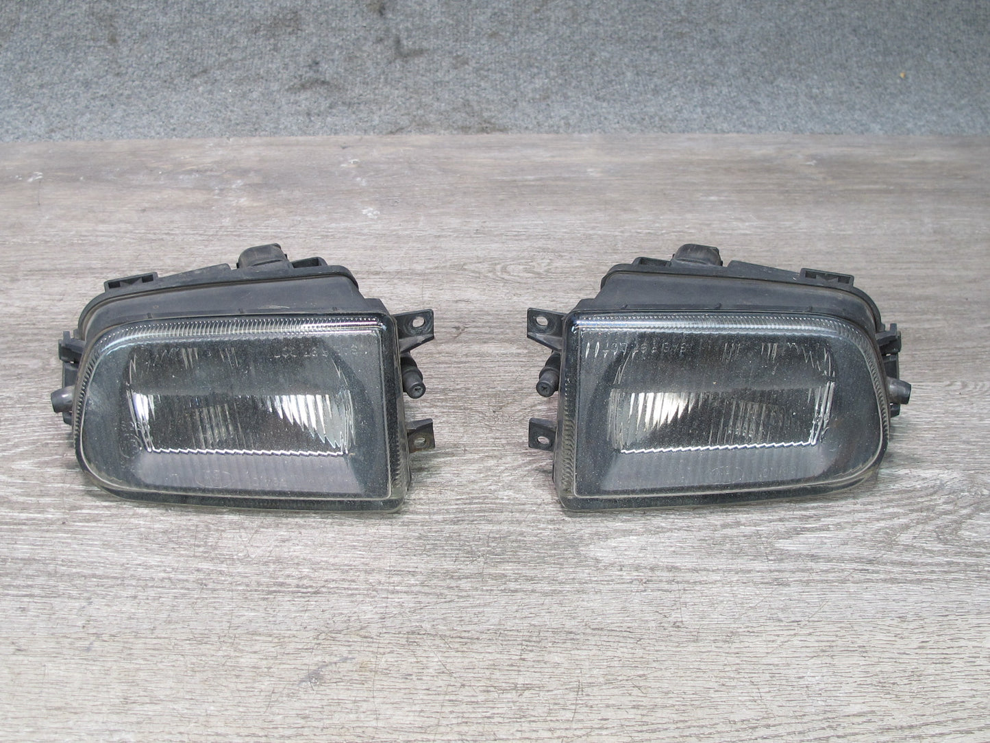 00-02 BMW E36/7 Z3 Set of 2 Front Left & Right Fog Light Lamp OEM