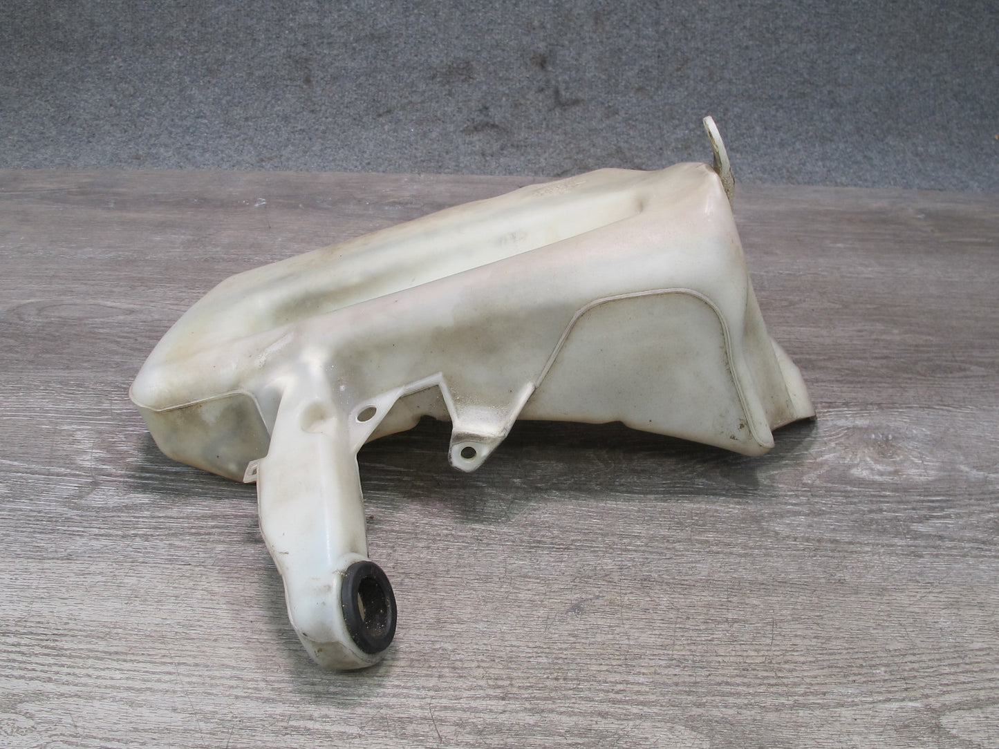 1992 Lexus SC400 SC300 Windshield Washer Fluid Reservoir Tank w Pump Assy OEM