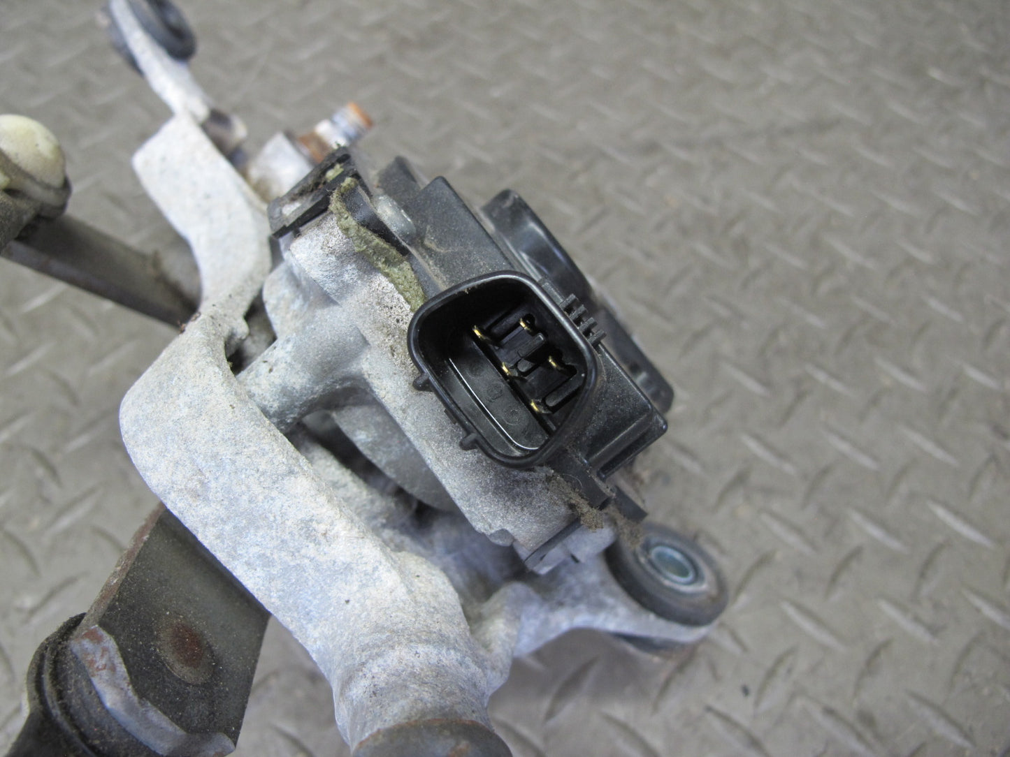 08-14 Subaru Impreza WRX 2.5L Windshield Wiper Transmission Linkage w Motor OEM