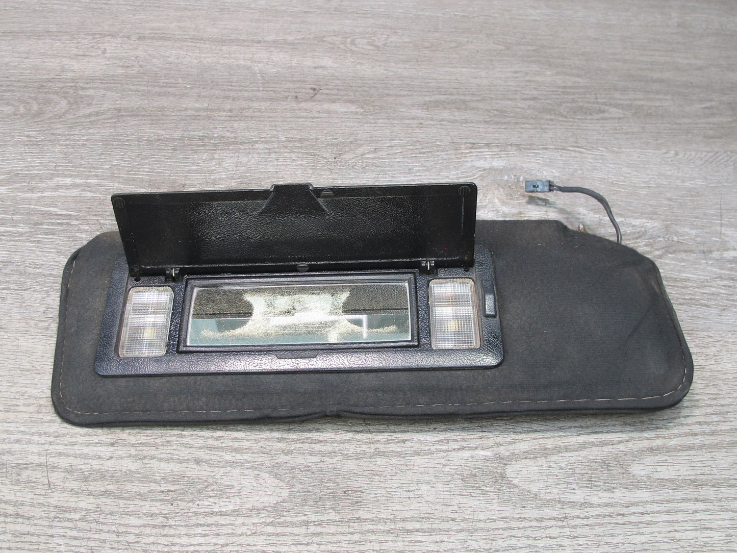 84-96 Chevrolet Corvette C4 Set of 2 Front Left & Right Sun Visor Black OEM