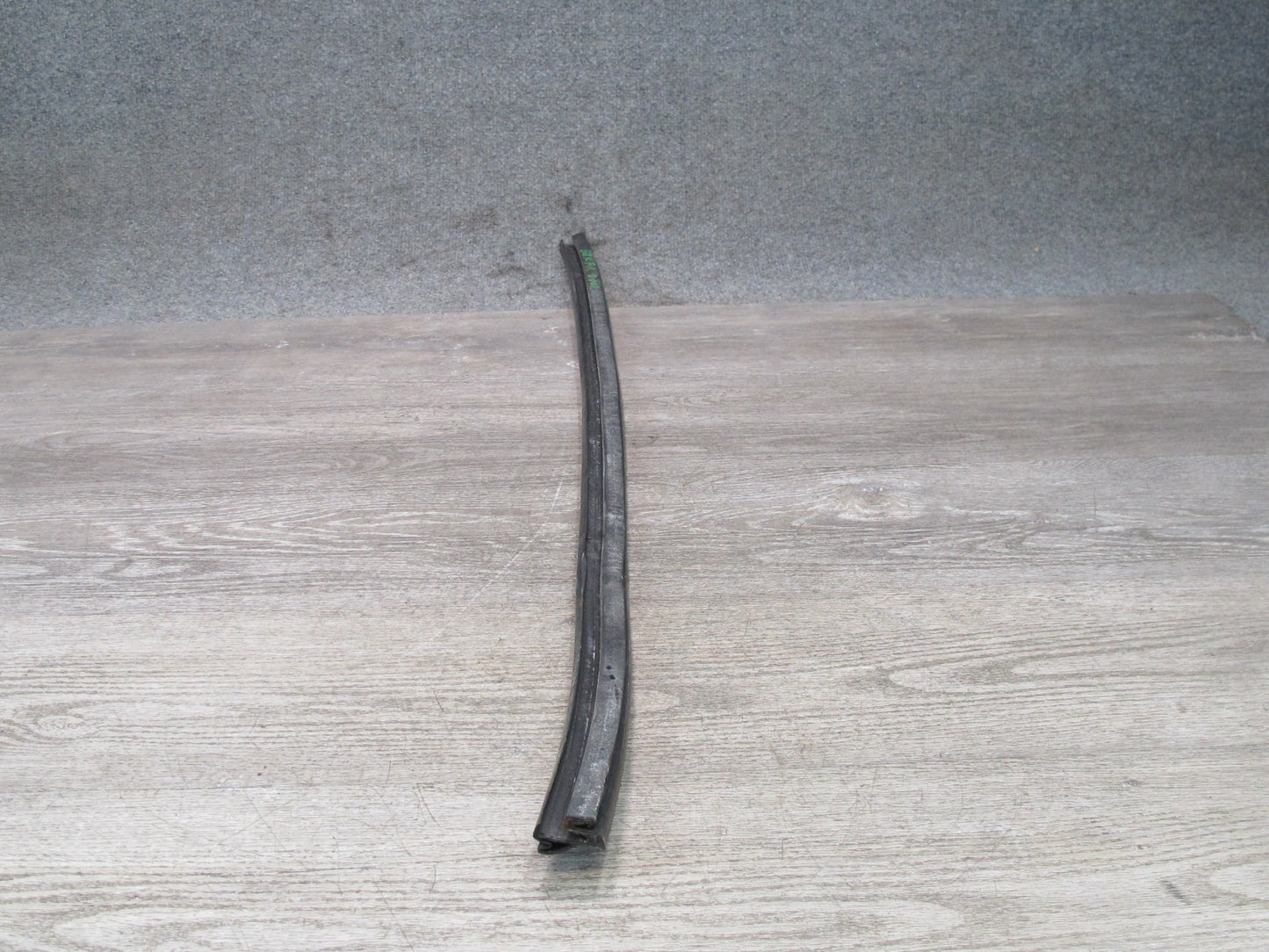 96-02 BMW E36/7 Z3 Roadster Set of 2 Right Passenger Door Weatherstrip Seal OEM