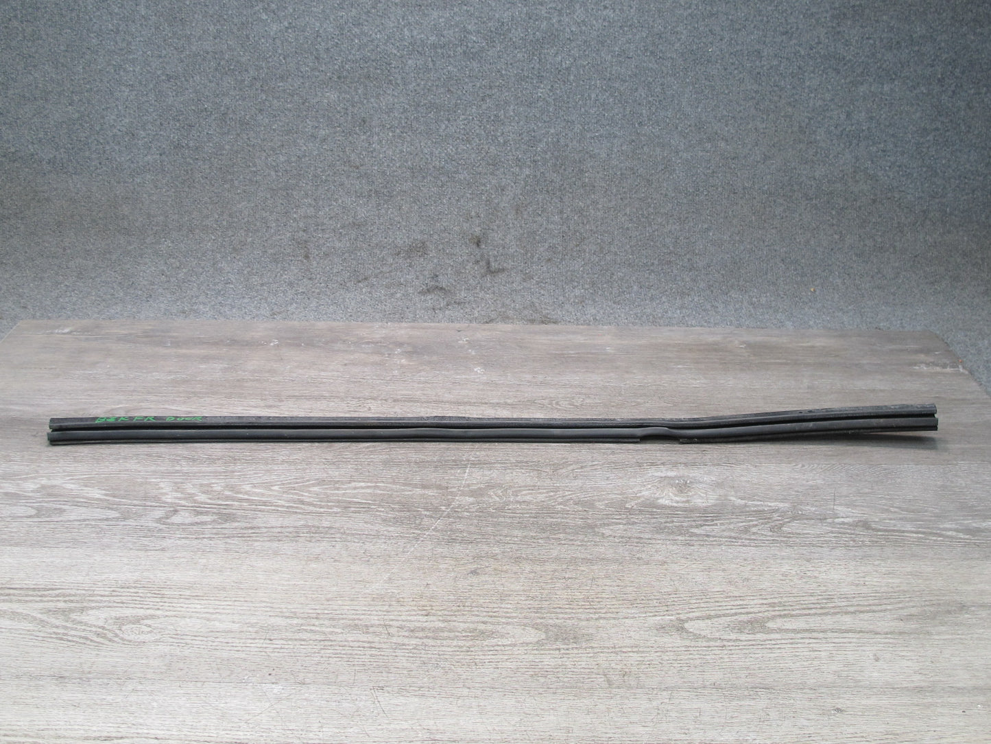 96-02 BMW E36/7 Z3 Roadster Set of 2 Right Passenger Door Weatherstrip Seal OEM