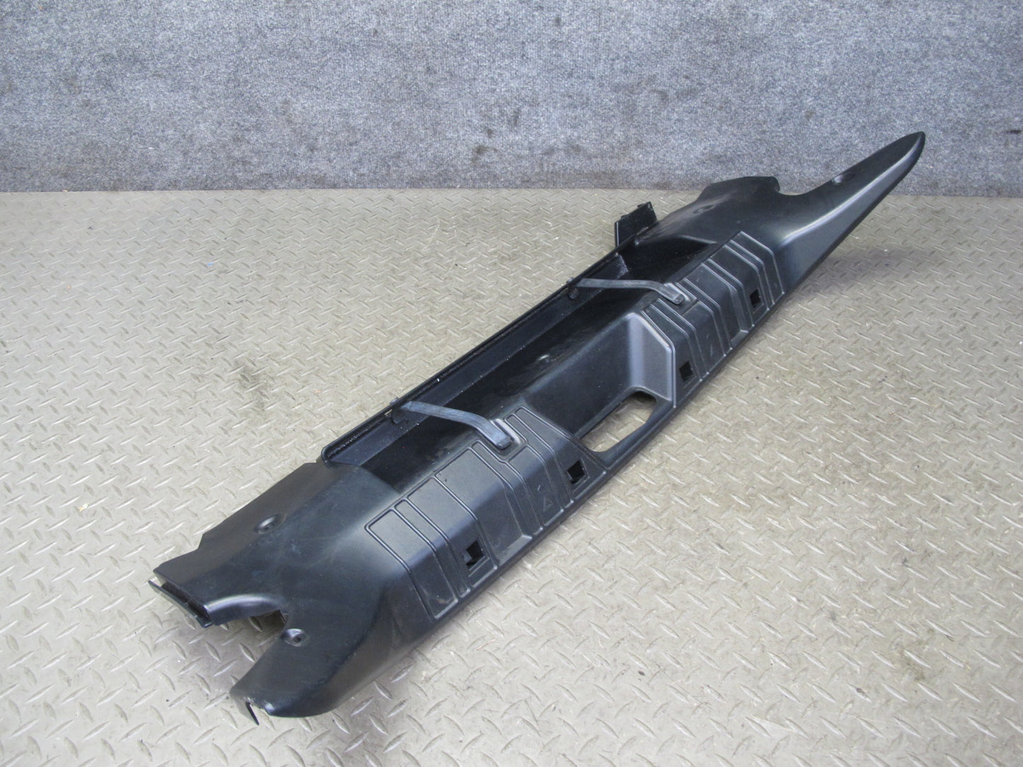 00-02 BMW E36/7 Z3 Roadster Rear Trunk Scuff Plate Trim Panel Black 8410735 OEM
