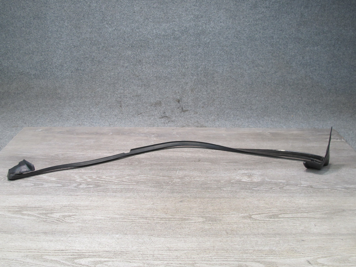 96-02 BMW E36/7 Z3 Roadster Set of 2 Left Driver Door Weatherstrip Seal OEM