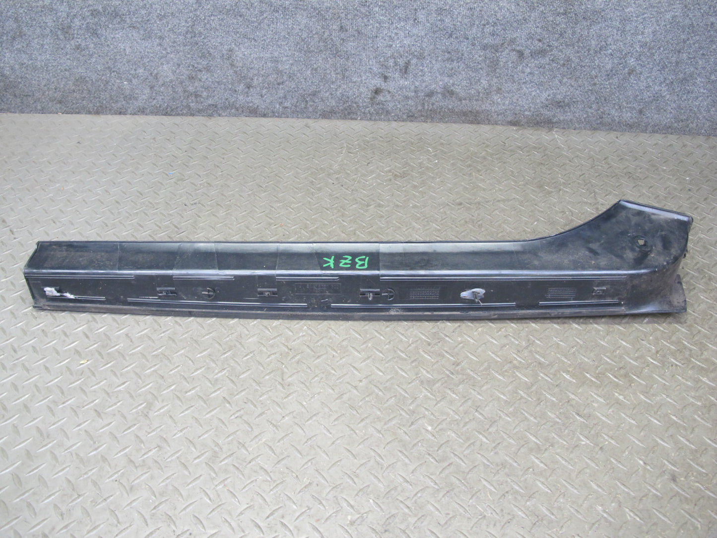 96-02 BMW E36/7 Z3 Roadster Set of 2 Door Scuff Sill Step Trim Plate OEM