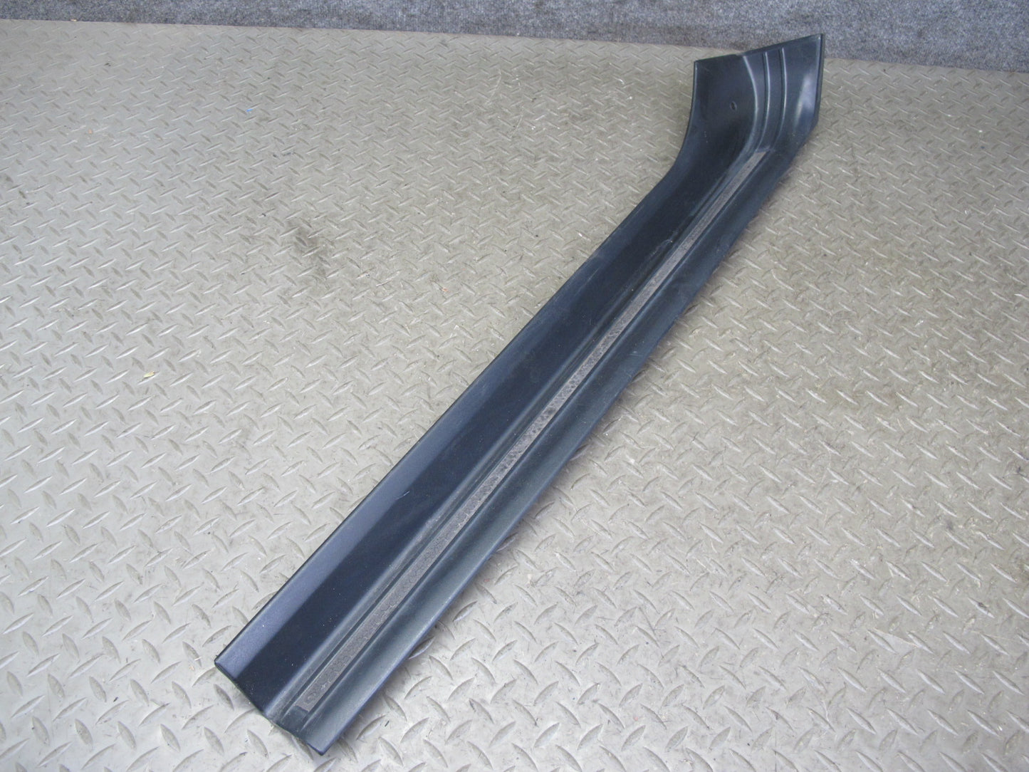 96-02 BMW E36/7 Z3 Roadster Set of 2 Door Scuff Sill Step Trim Plate OEM