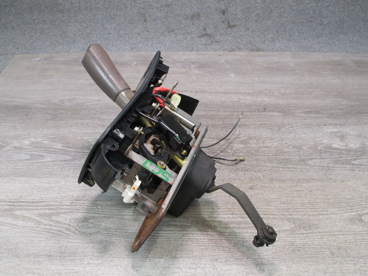 92-94 Lexus SC400 SC300 A/T Automatic Transmission Gear Shifter w Trim Assy OEM