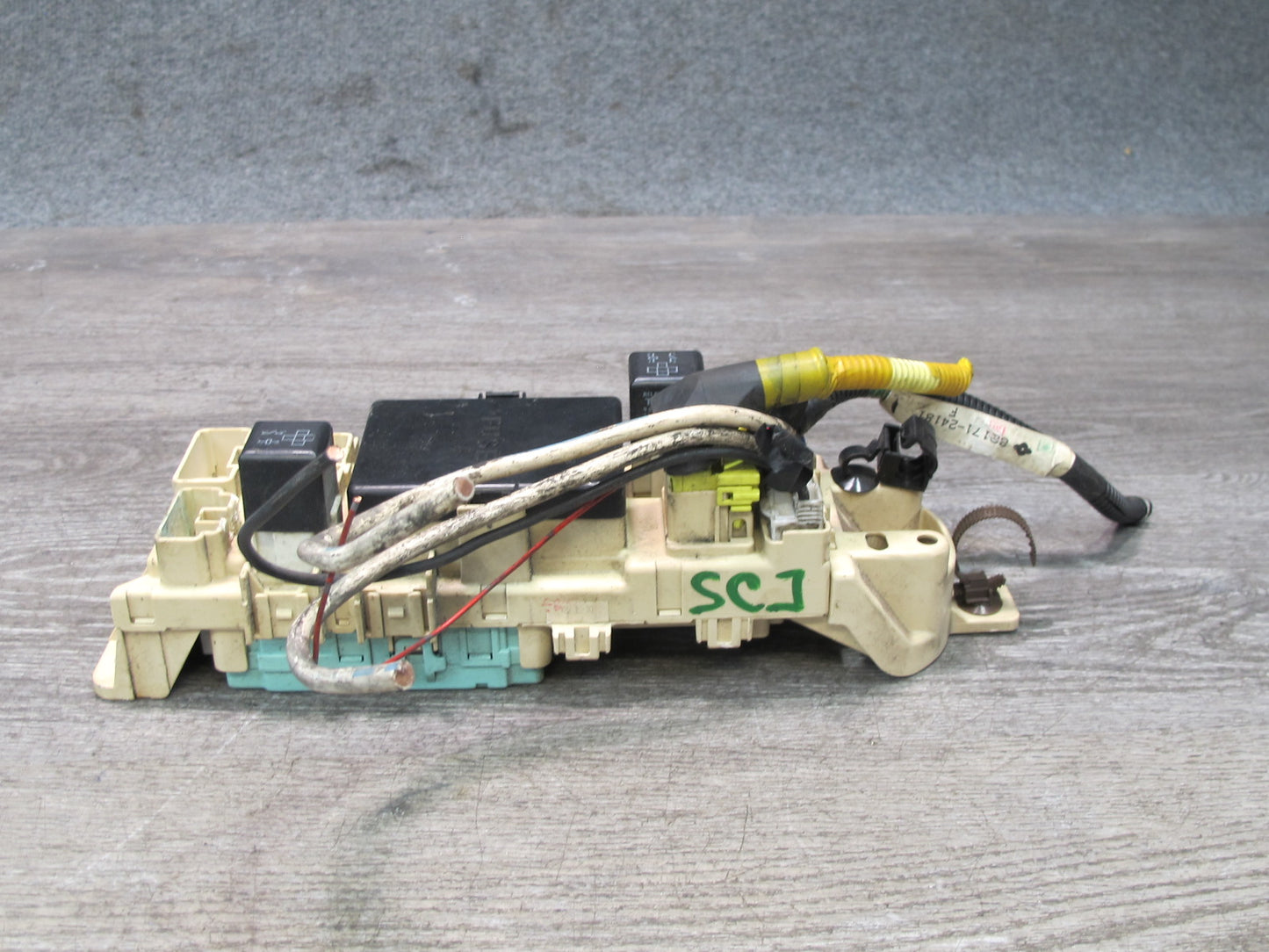 92-93 Lexus JZZ31L SC300 Interior Fuse Relay Box Module w Integration Module OEM