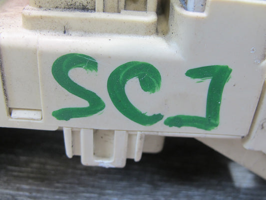 92-93 Lexus JZZ31L SC300 Interior Fuse Relay Box Module w Integration Module OEM