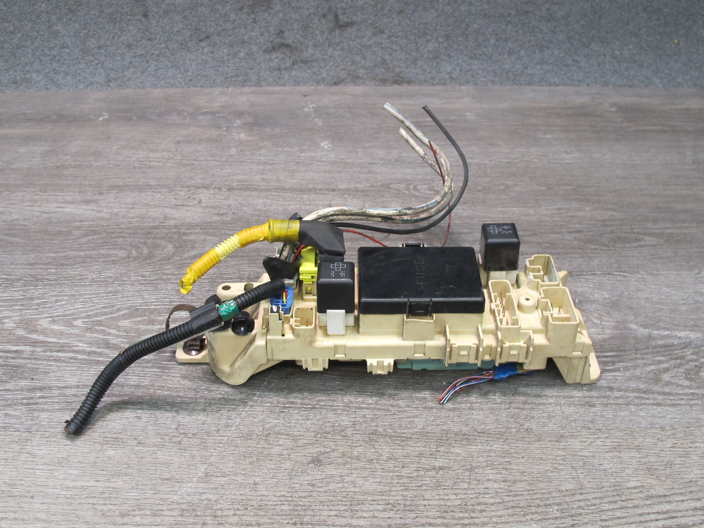 92-93 Lexus JZZ31L SC300 Interior Fuse Relay Box Module w Integration Module OEM
