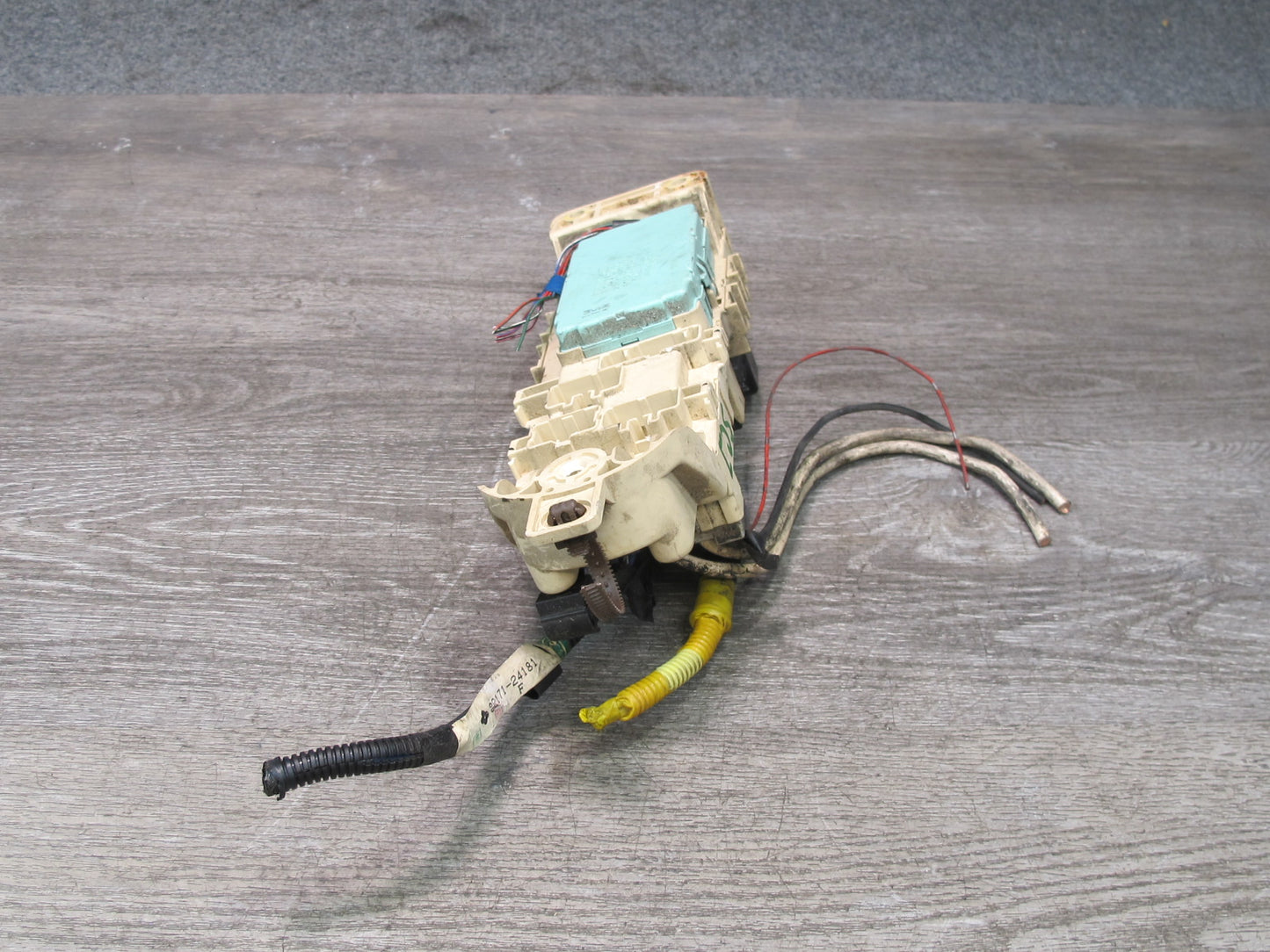 92-93 Lexus JZZ31L SC300 Interior Fuse Relay Box Module w Integration Module OEM