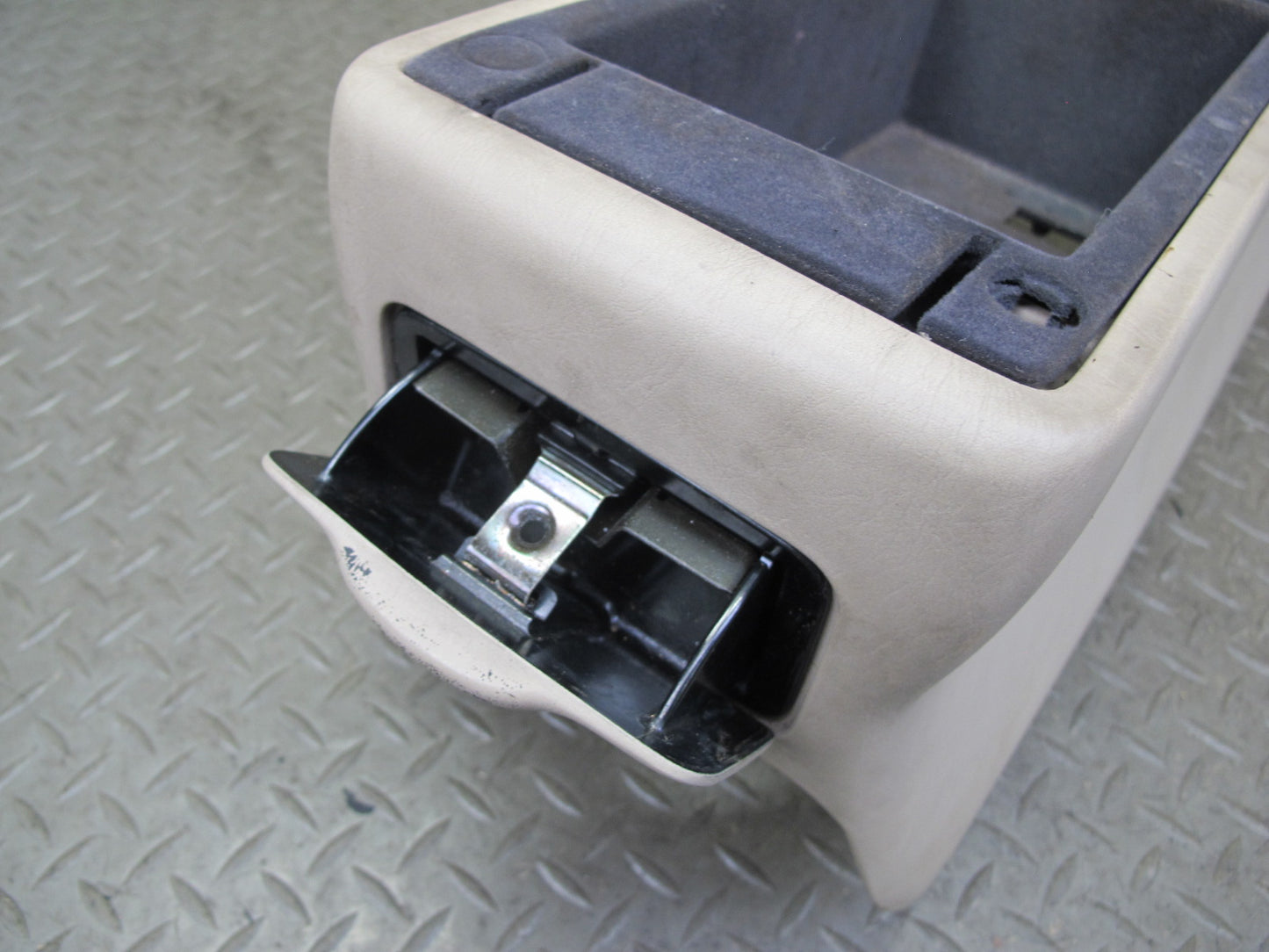 92-94 Lexus SC400 SC300 JZZ31L Center Console Trim Cover Panel Cashmere OEM