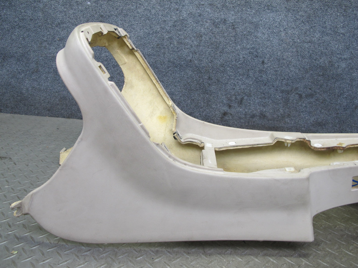 92-94 Lexus SC400 SC300 JZZ31L Center Console Trim Cover Panel Cashmere OEM