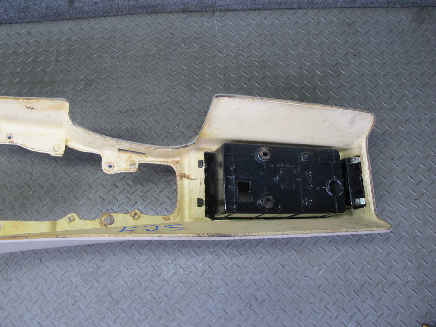 92-94 Lexus SC400 SC300 JZZ31L Center Console Trim Cover Panel Cashmere OEM
