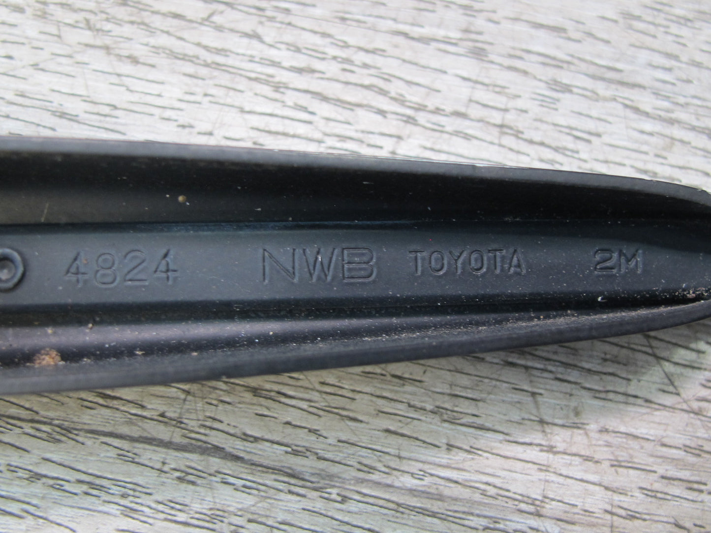 92-00 Lexus JZZ31L SC300 SC400 Front Left & Right Windshield Wiper Arm Set OEM