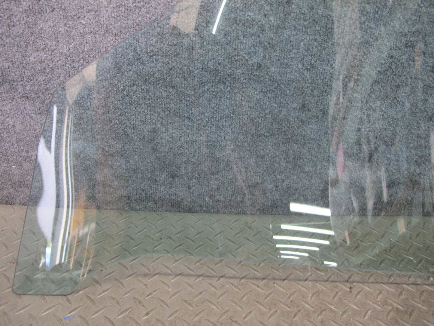 2001-2006 BMW E46 Convertible Front Right Pass Side Door Glass Window