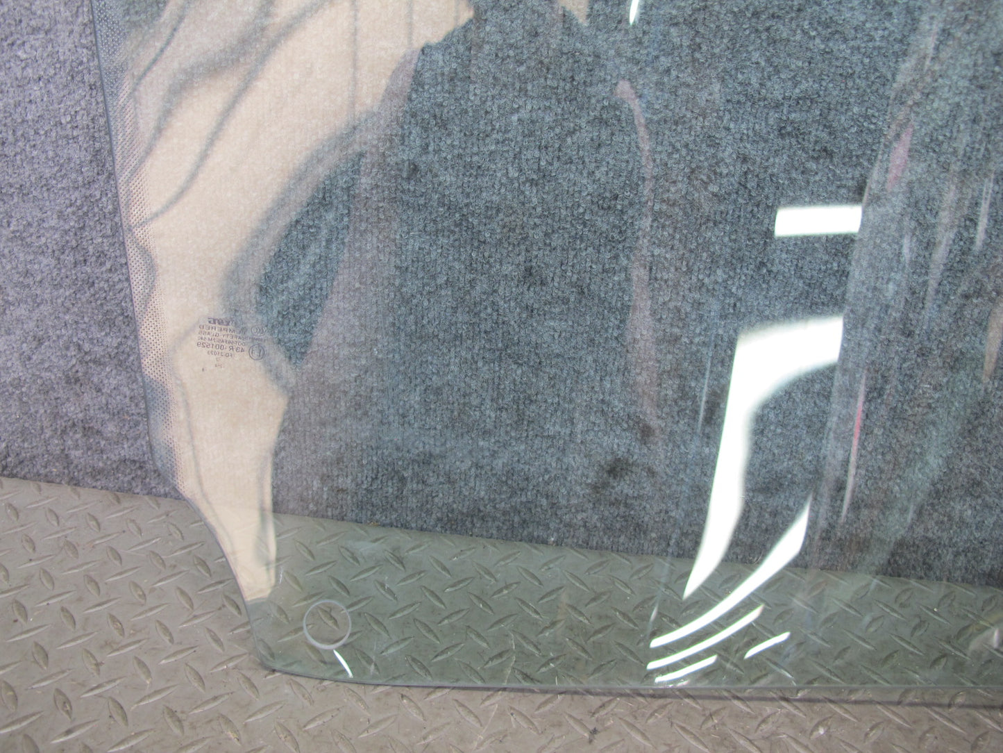 2001-2006 BMW E46 Convertible Front Left Driver Side Door Glass Window
