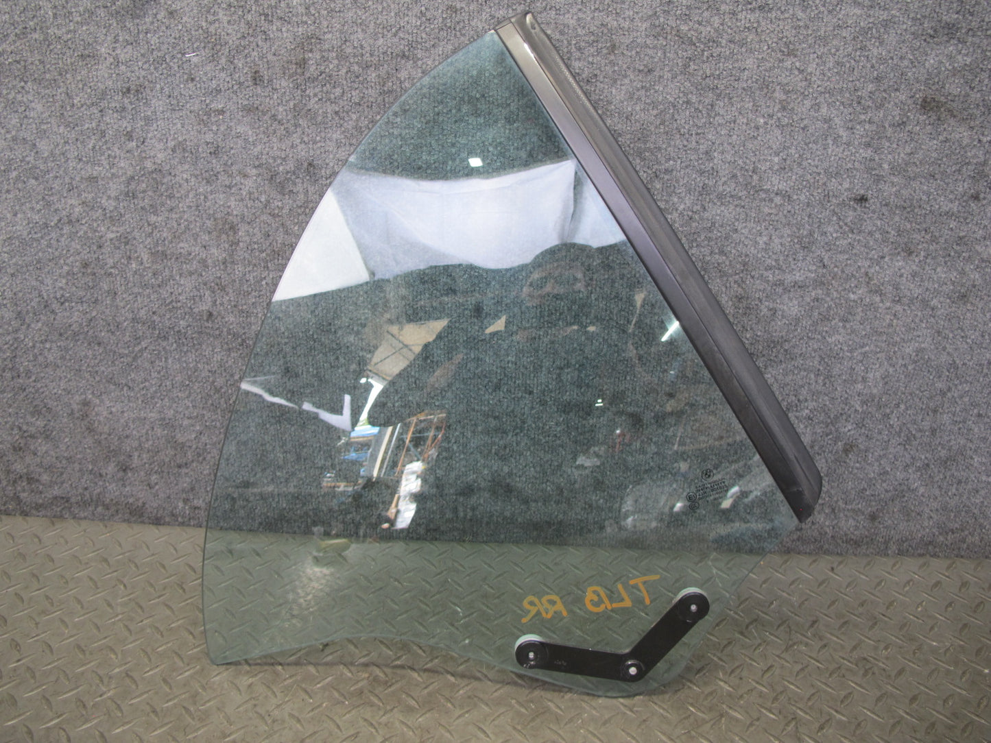 2001-2006 BMW E46 Convertible Rear Right Pass Side Quarter Glass Window