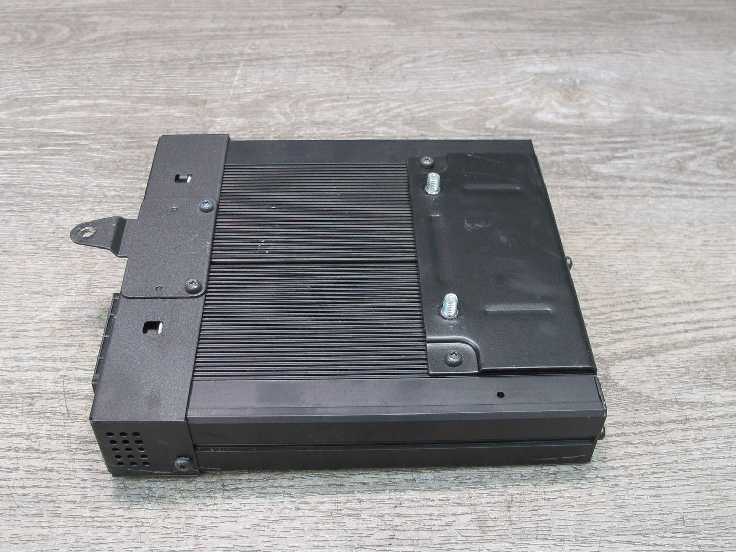 2001-2006 BMW E46 M3 Convertible Audio Sound System Amplifier Harman Kardon