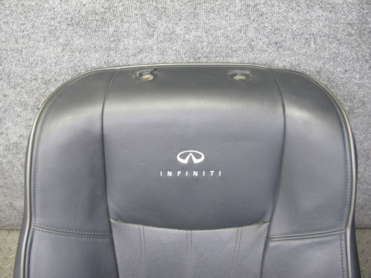 2014-2015 Infiniti QX60 Front Right Seat Upper Backrest Leather Cushion