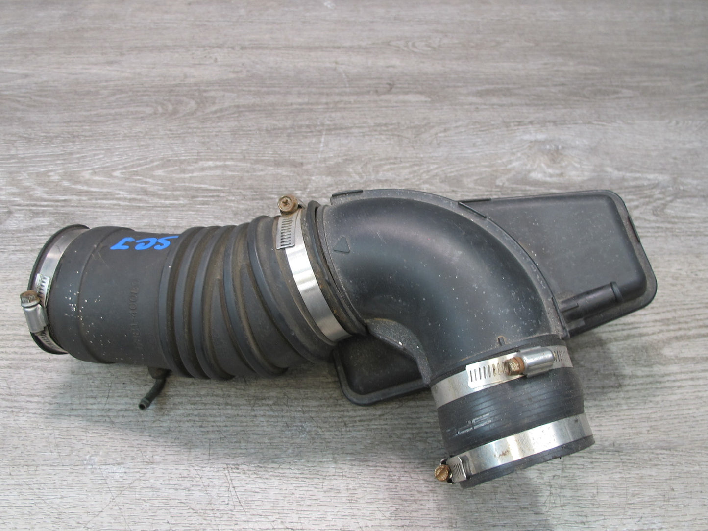 92-95 Lexus JZZ31L SC300 2JZGE Air Intake Resonator w Hose Tube 17881-46080 OEM