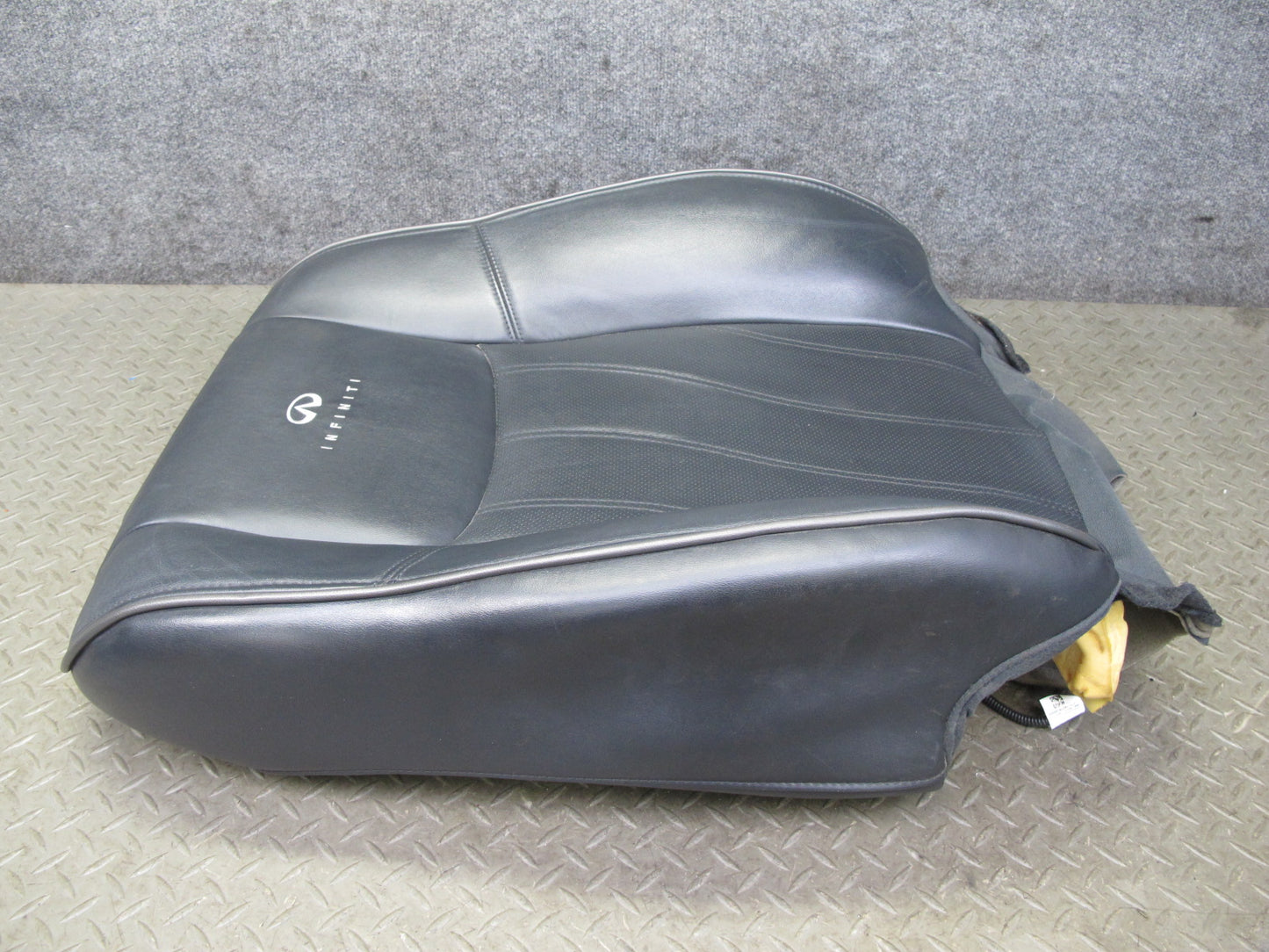 2014-2015 Infiniti QX60 Front Left Seat Upper Backrest Leather Cushion