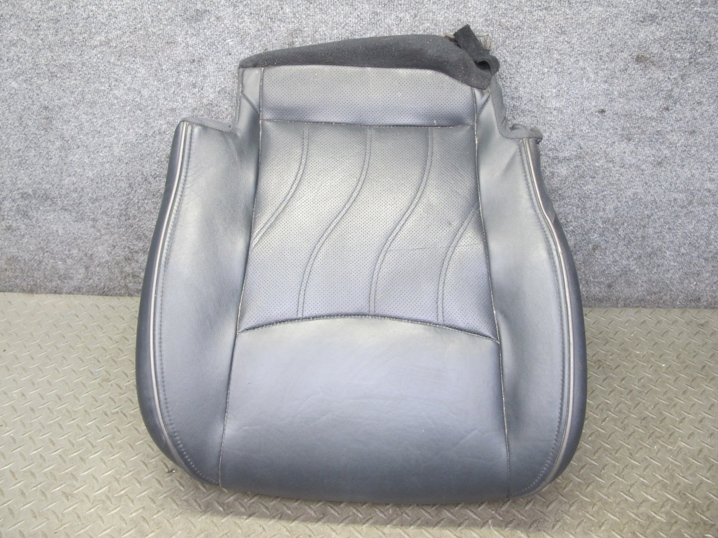 2014-2015 Infiniti QX60 Front Right Seat Lower Leather Cushion