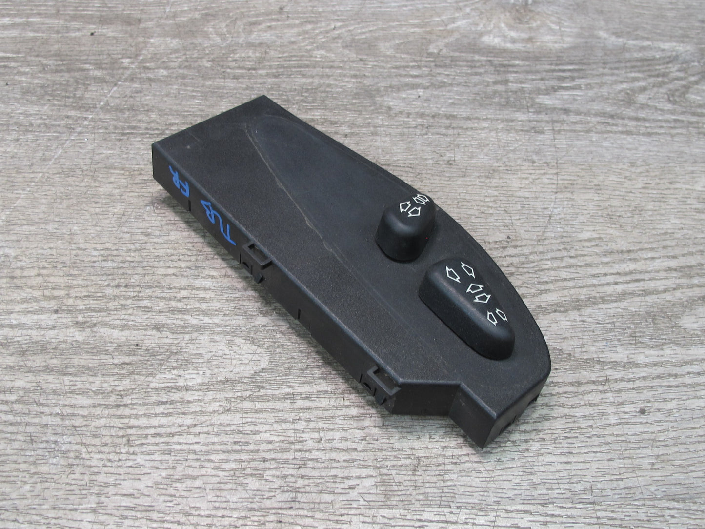 2001-2006 BMW E46 M3 Convertible Front Right Side Power Seat Control Switch
