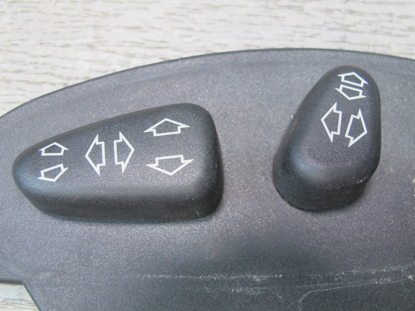 2001-2006 BMW E46 M3 Convertible Front Left Side Power Seat Control Switch