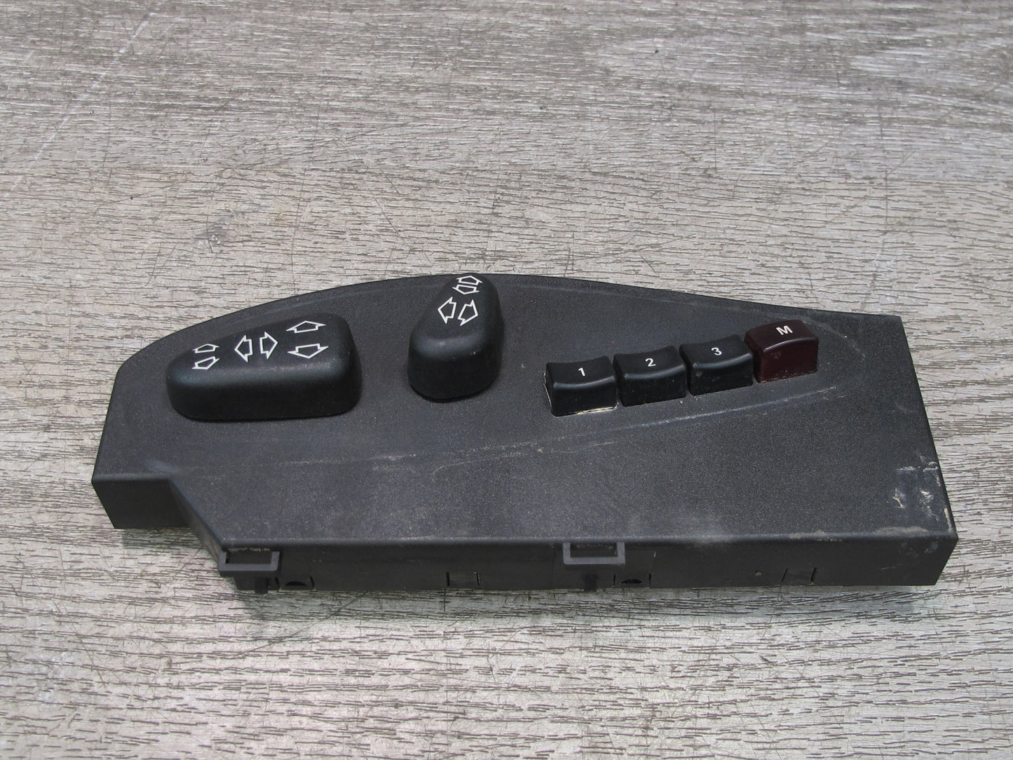 2001-2006 BMW E46 M3 Convertible Front Left Side Power Seat Control Switch