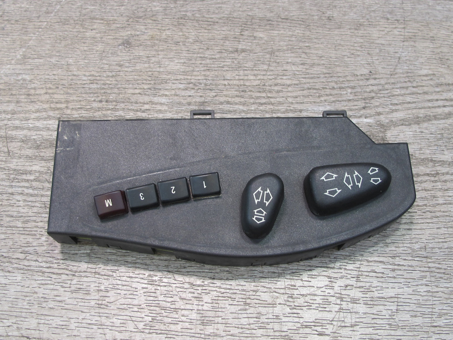 2001-2006 BMW E46 M3 Convertible Front Left Side Power Seat Control Switch