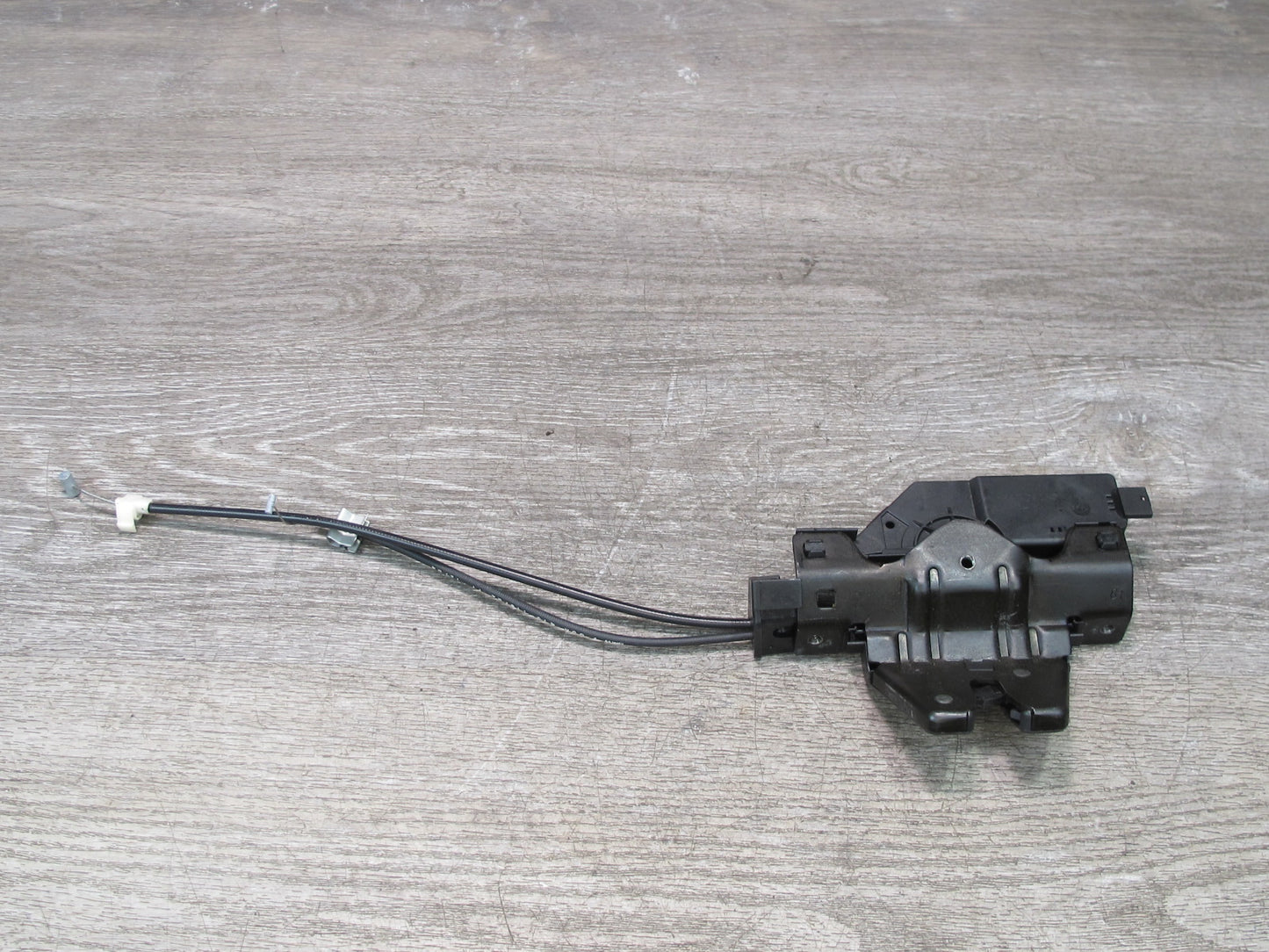 2001-2006 BMW E46 M3 Coupe Convertible Rear Trunk Lid Lock Latch Actuator
