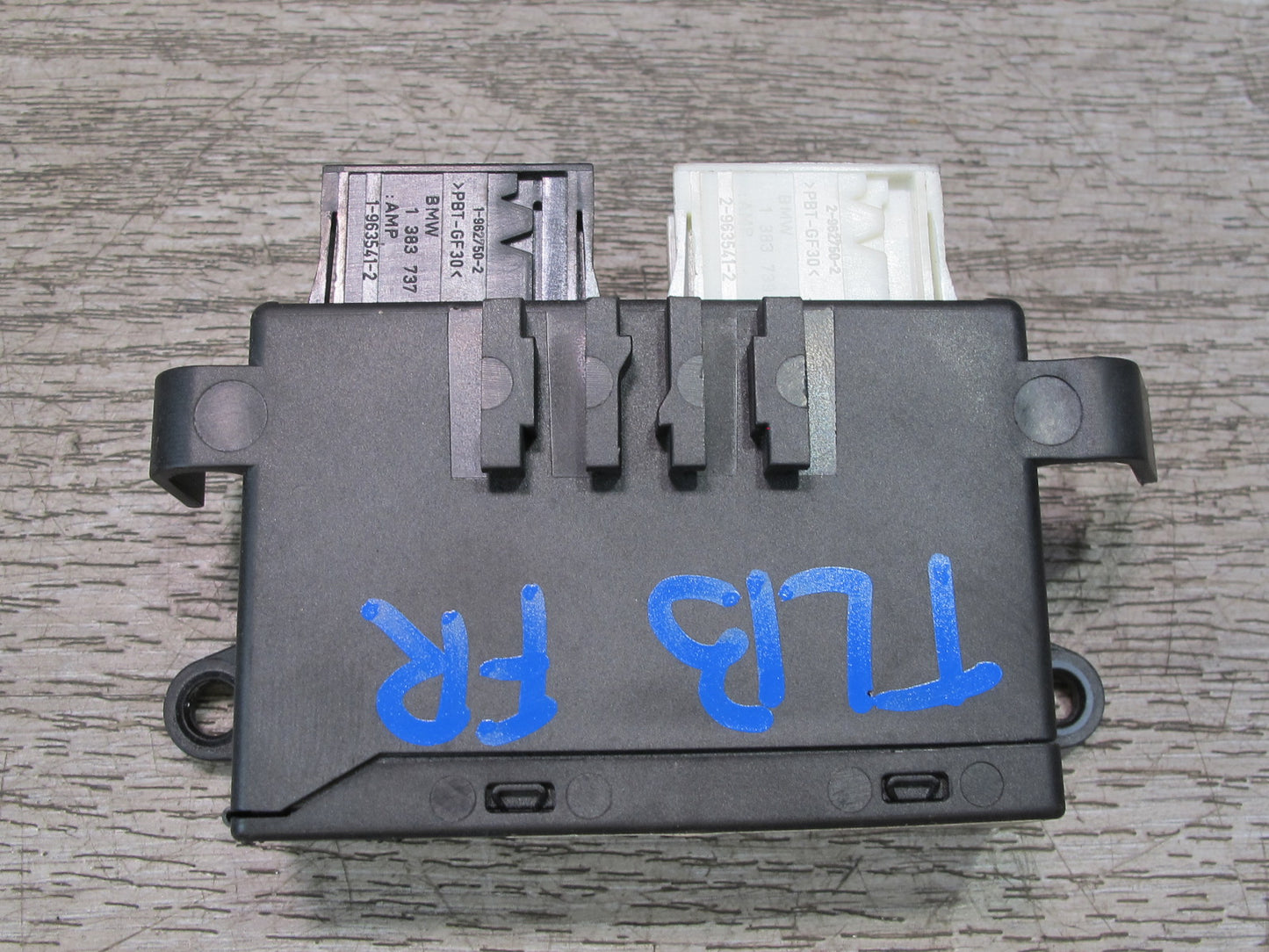 2001-2006 BMW E46 M3 3-SERISES Front Right Side Mirror Control Switch Module