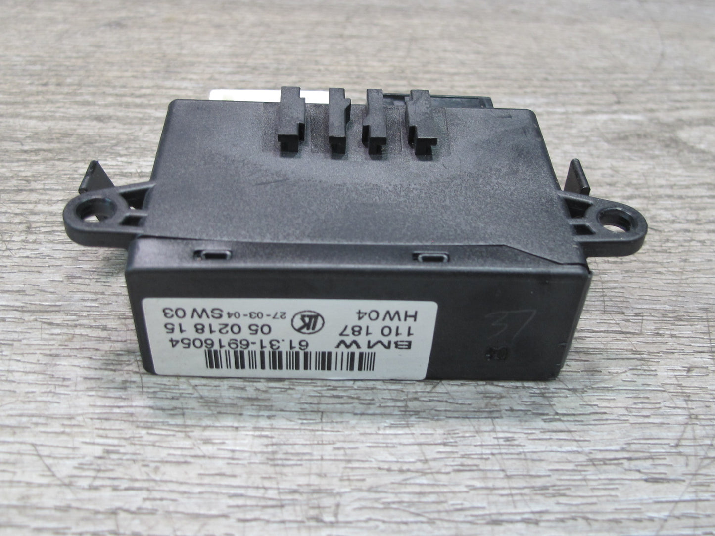 2001-2006 BMW E46 M3 3-SERISES Front Right Side Mirror Control Switch Module
