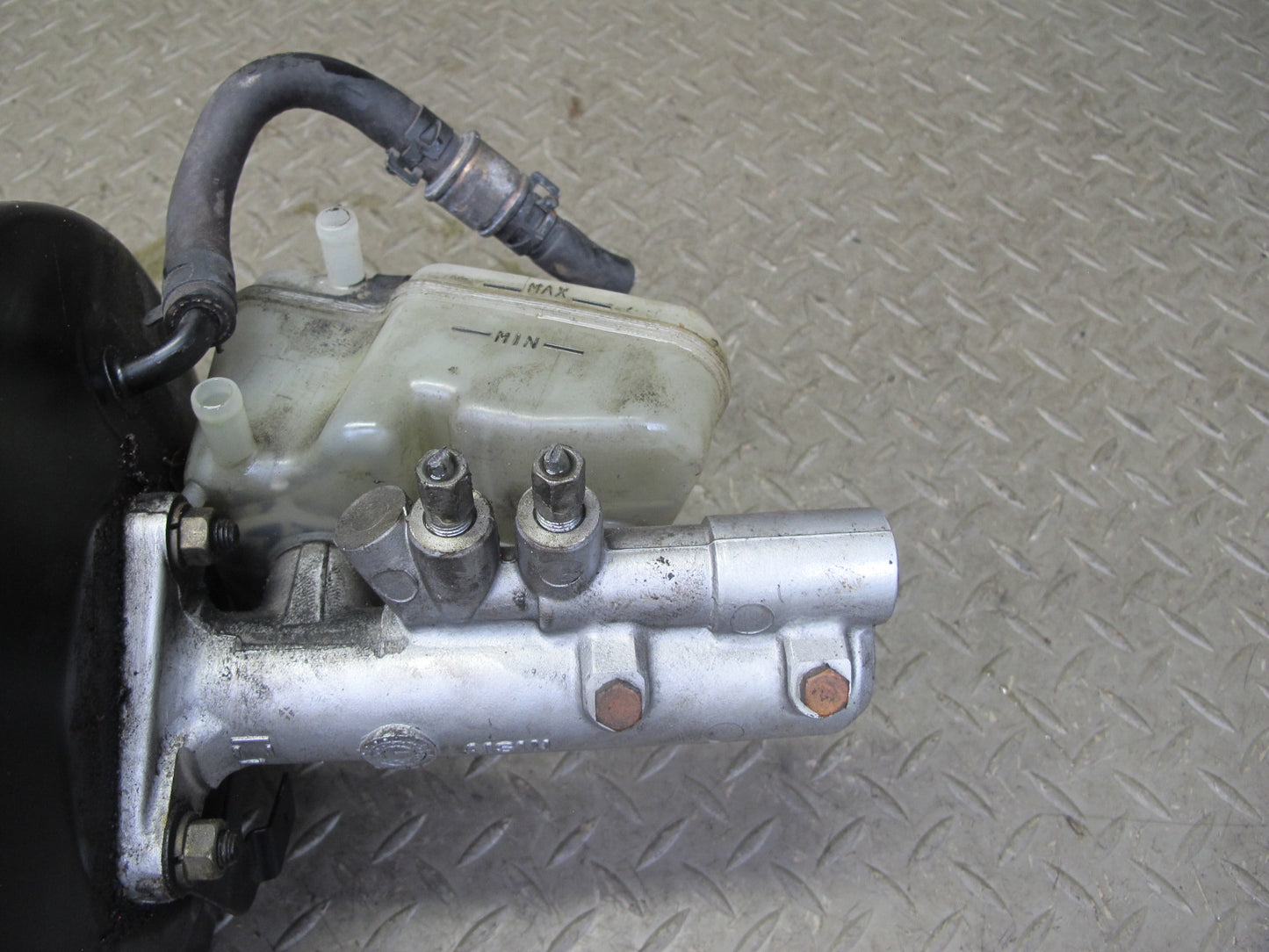 92-94 Lexus JZZ31L SC300 Brake Master Cylinder Booster Reservoir OEM