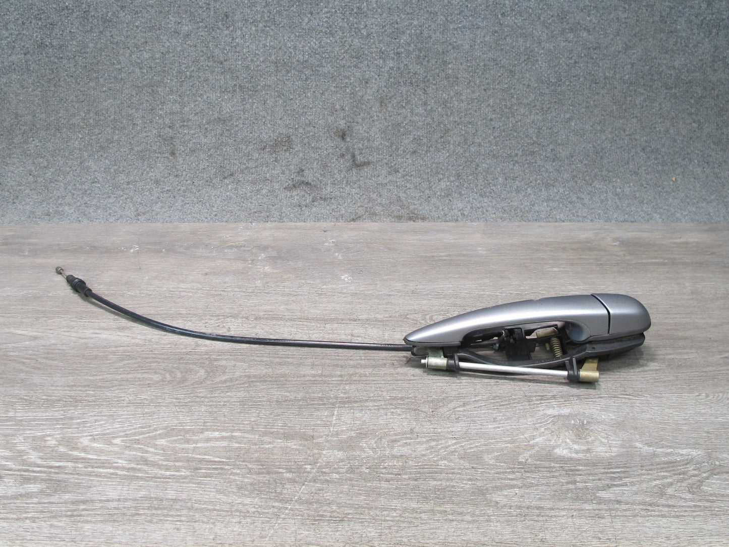 2001-2006 BMW E46 M3 3-SERISES Front Right Passenger Side Exterior Door Handle