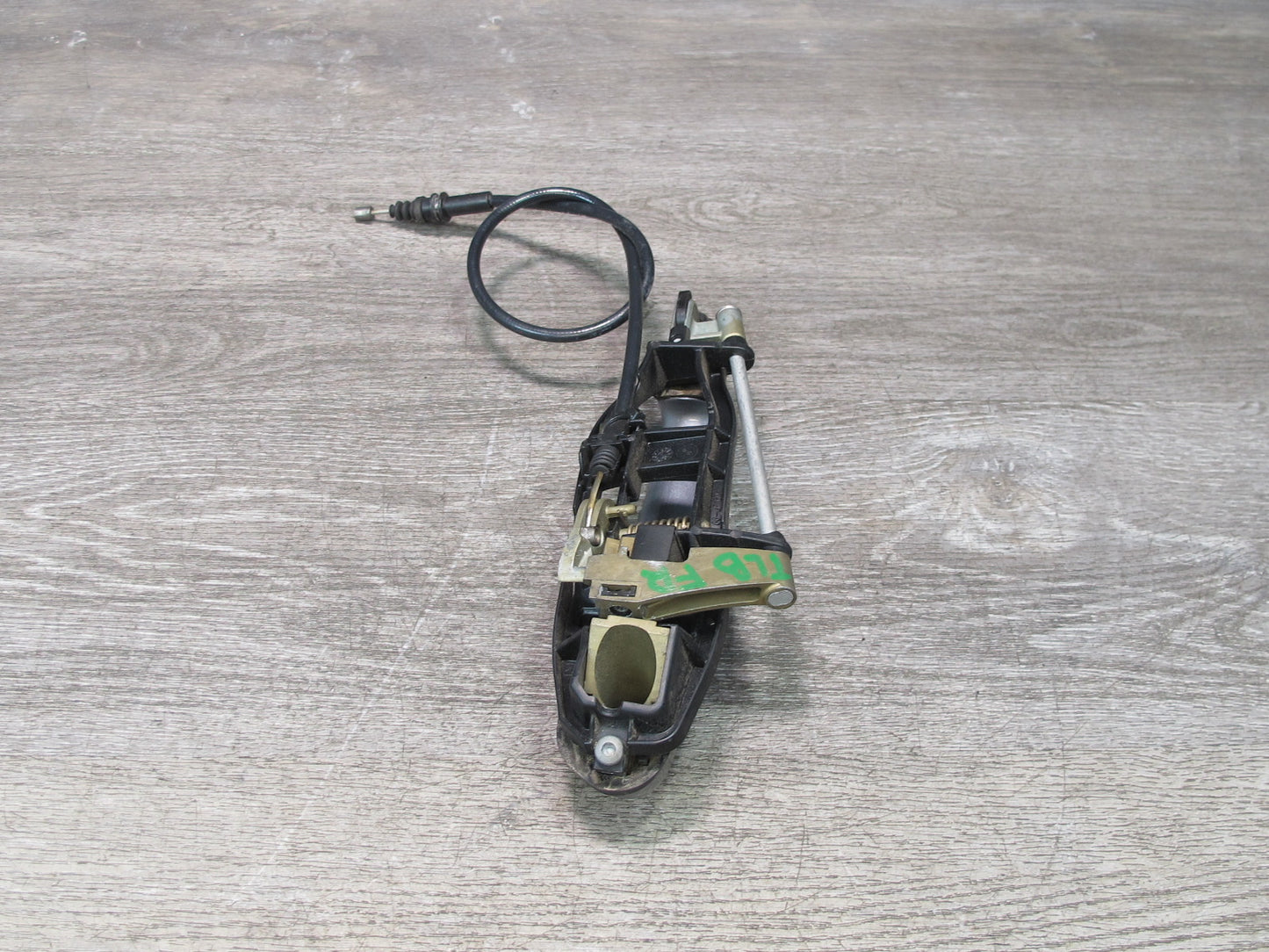 2001-2006 BMW E46 M3 3-SERISES Front Right Passenger Side Exterior Door Handle