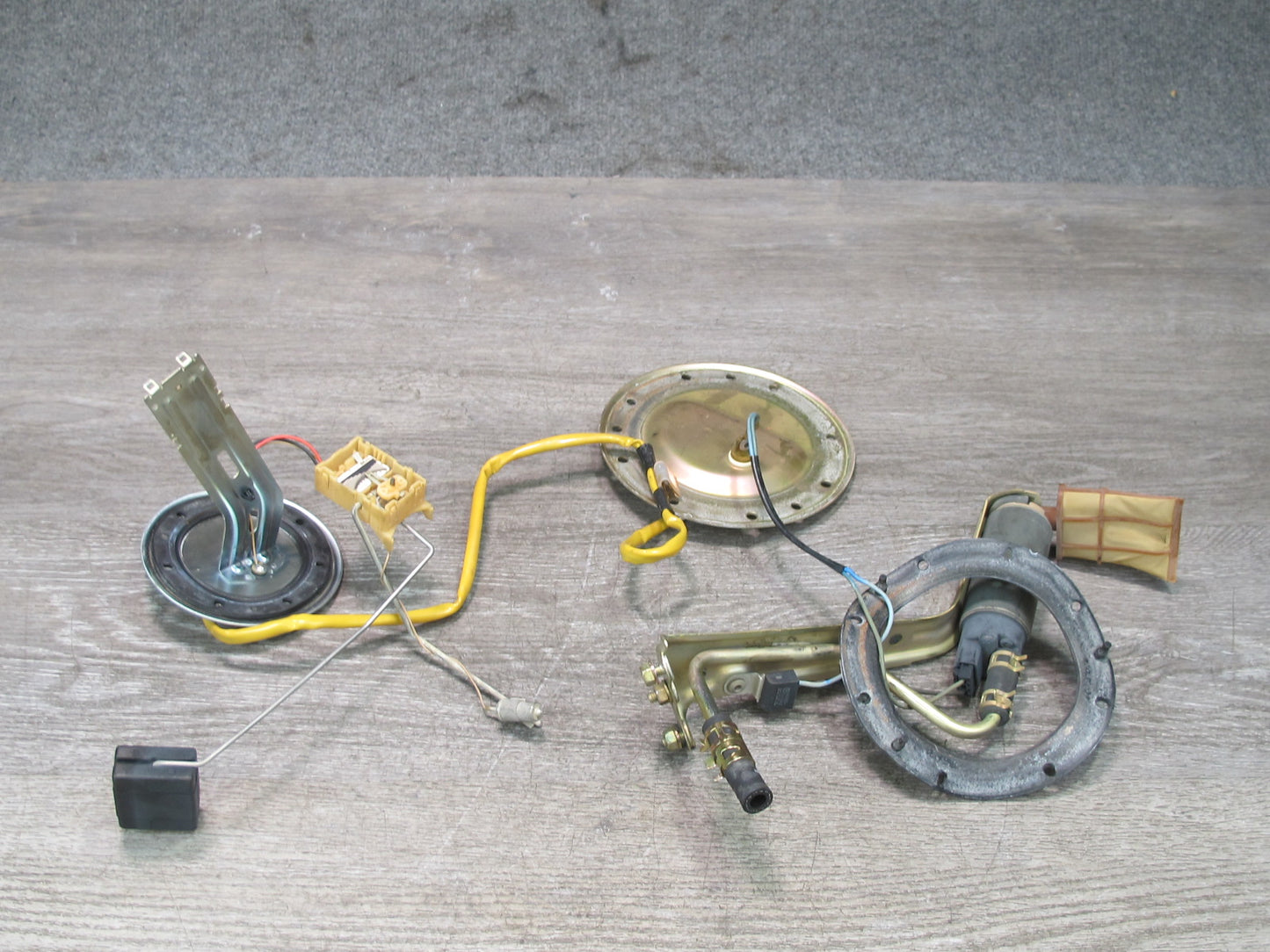 95-97 Lexus UZZ30L SC400 SC300 Fuel Pump Level Sensor Sending Unit Set OEM