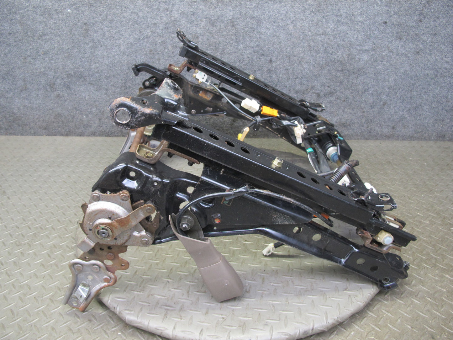 92-94 Lexus SC400 SC300 Front Right Seat Lower Frame Track Rail w Motors OEM