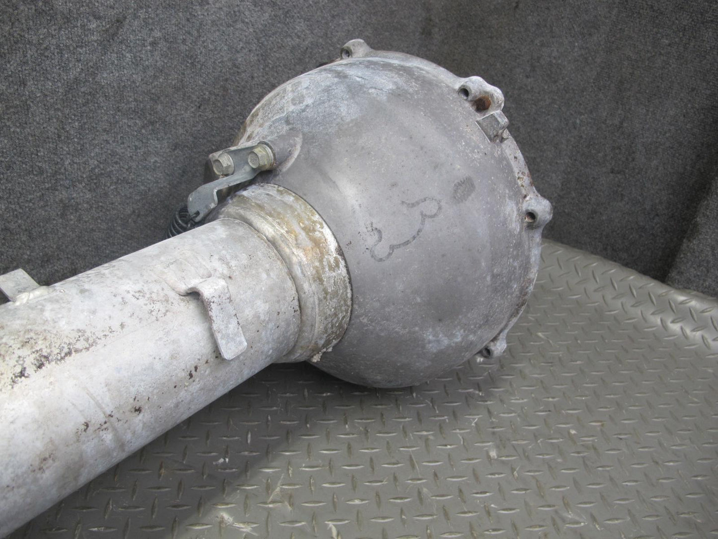 97-99 Chevrolet Corvette C5 A/T Auto Transmission Torque Tube Driveshaft 65K OEM