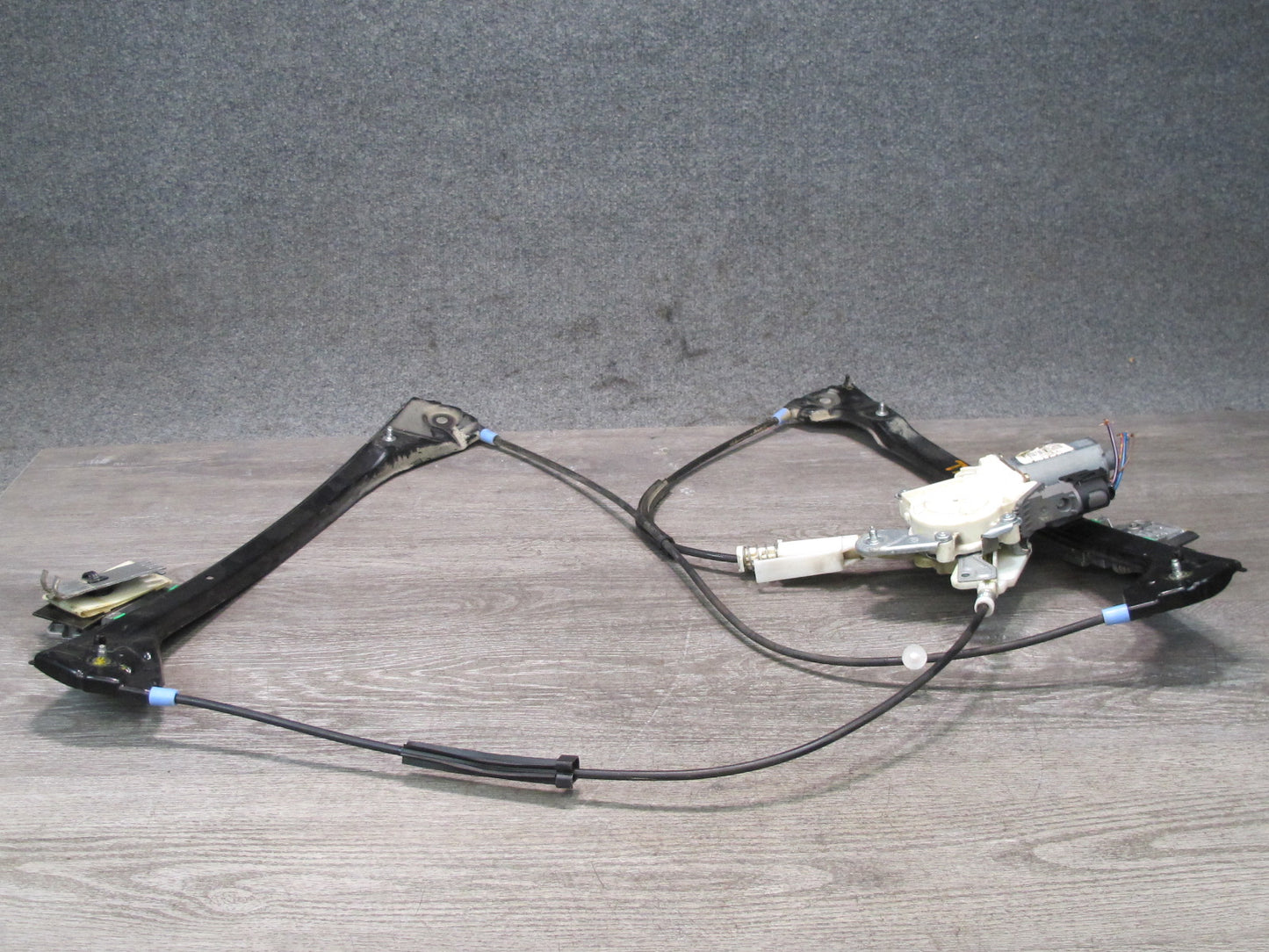 01-06 BMW E46 M3 Coupe Convertible Front Right Side Window Regulator W/ Motor