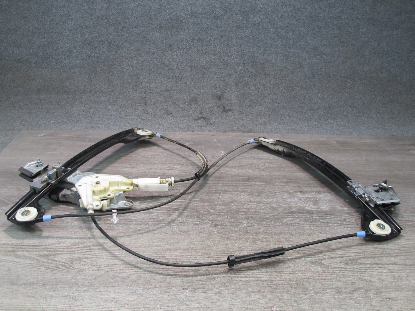 01-06 BMW E46 M3 Coupe Convertible Front Right Side Window Regulator W/ Motor