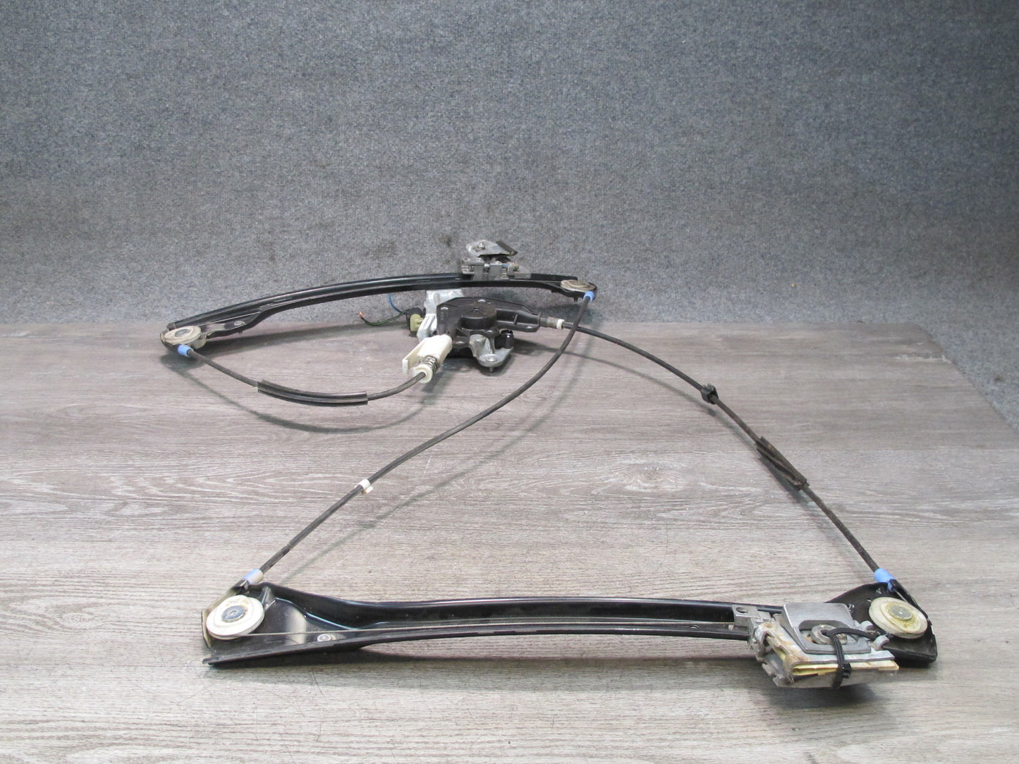 01-06 BMW E46 M3 Coupe Convertible Front Left Side Window Regulator W/ Motor